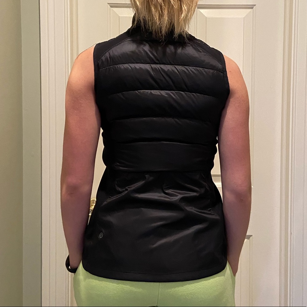 Great-fitting❤️ Lululemon Huddle Vest 6 Down - Picture 8 of 8